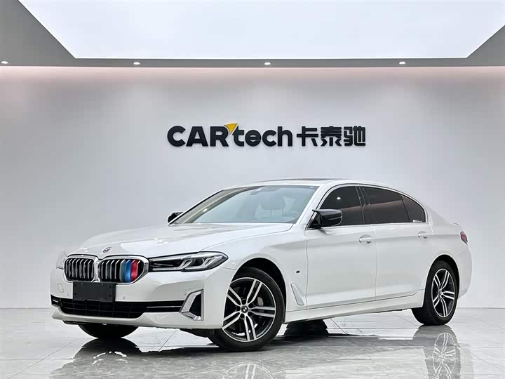 Фото 1 - BMW 5 Series