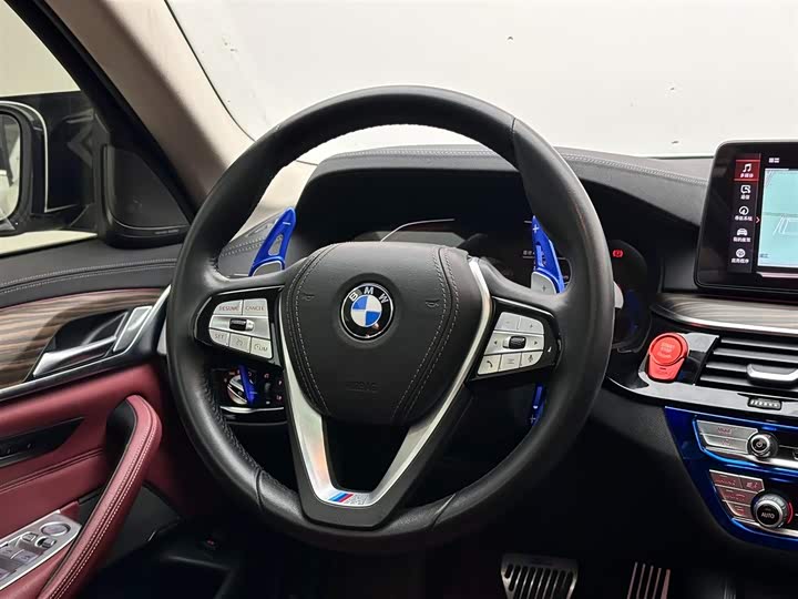 Фото 12 - BMW 5 Series