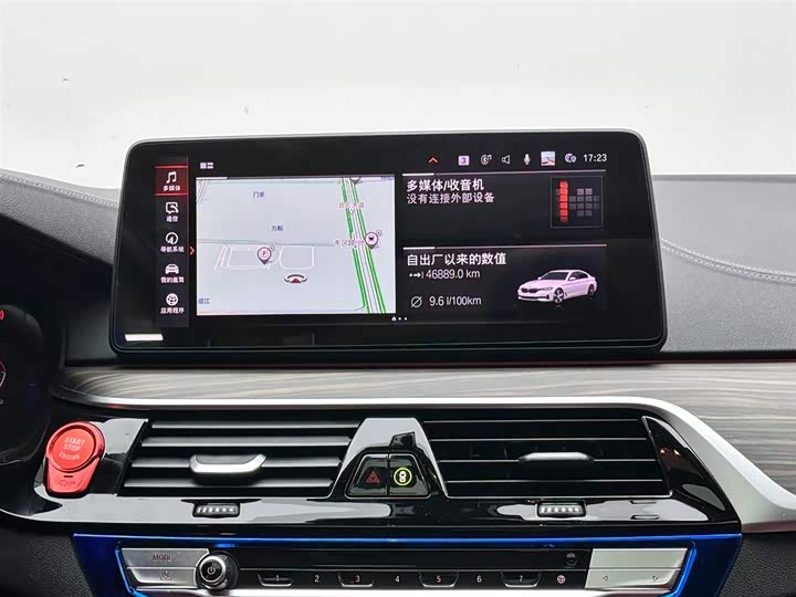 Фото 13 - BMW 5 Series