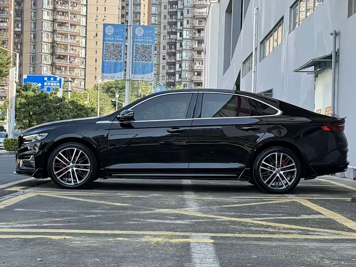 Фото 4 - Geely Preface