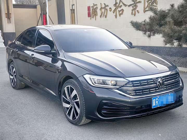 Фото 3 - Volkswagen Sagitar L