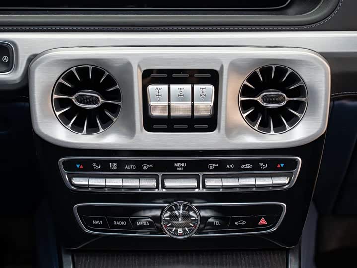 Фото 12 - Mercedes-Benz G-Class AMG