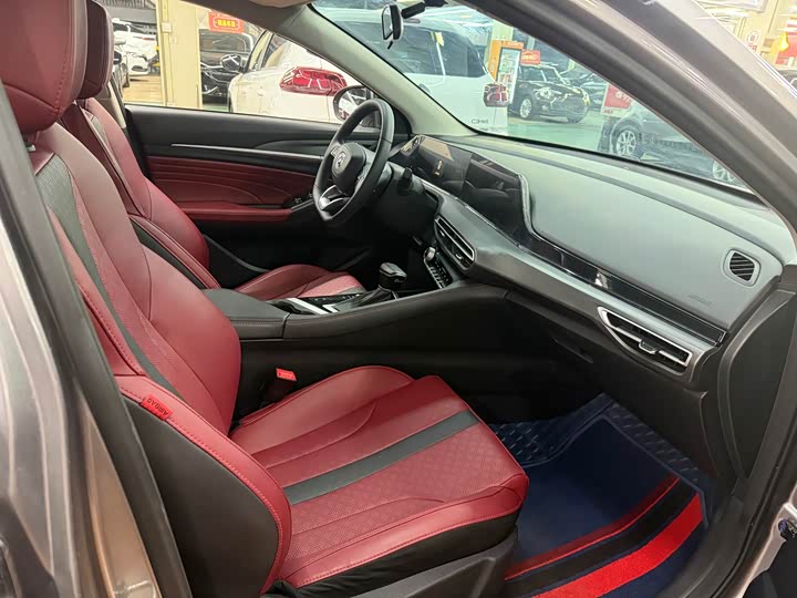 Фото 9 - Changan Eado Plus