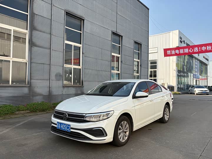 Фото 1 - Volkswagen Bora