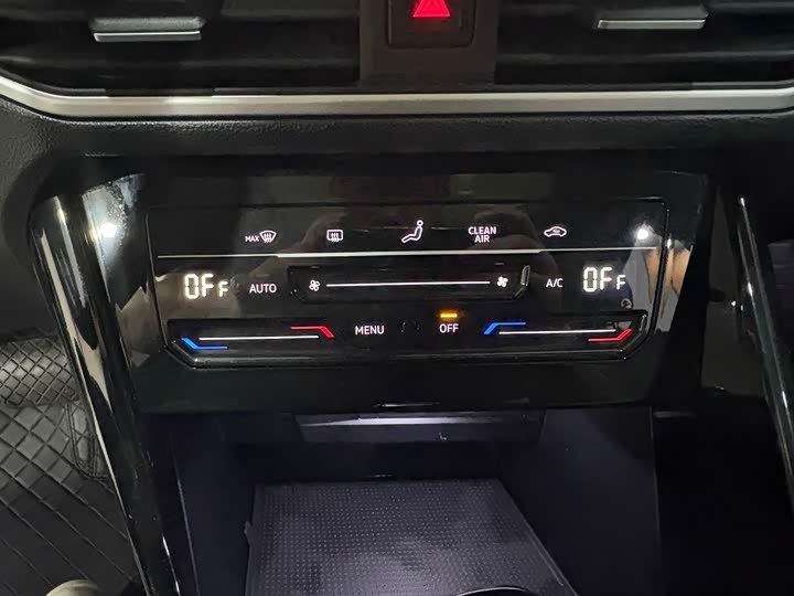 Фото 14 - Volkswagen Tayron