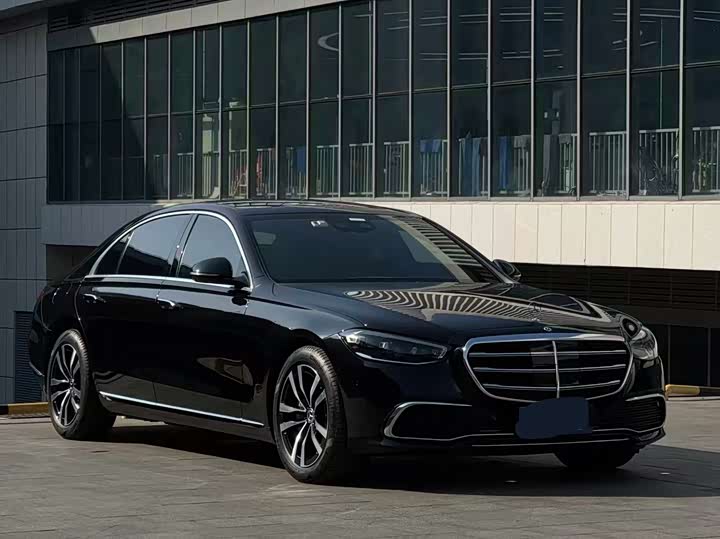 Фото 2 - Mercedes-Benz S-Class