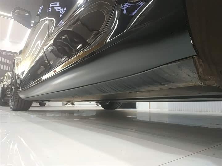 Фото 22 - Tesla Model 3