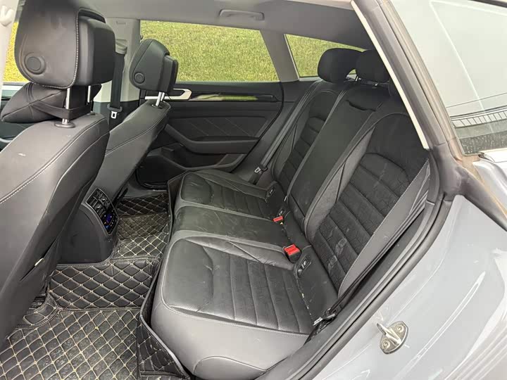 Фото 9 - Volkswagen CC