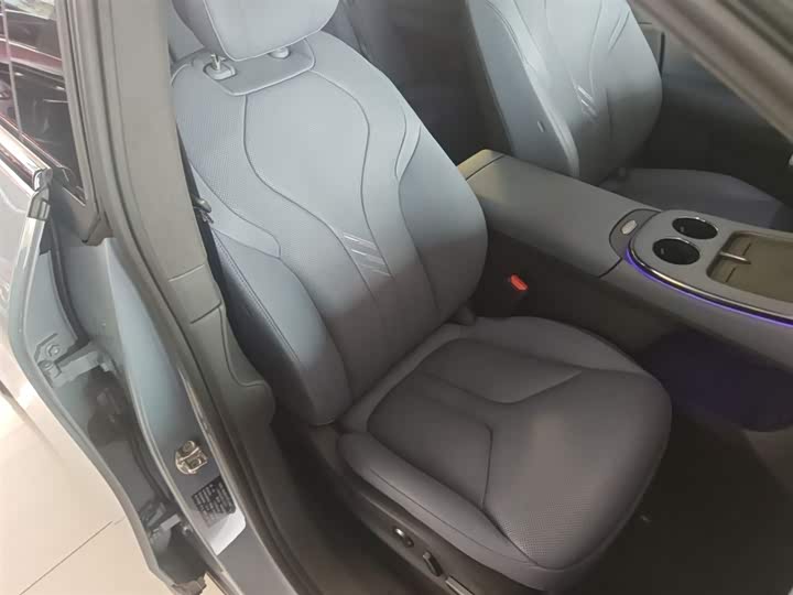 Фото 25 - XPeng G7