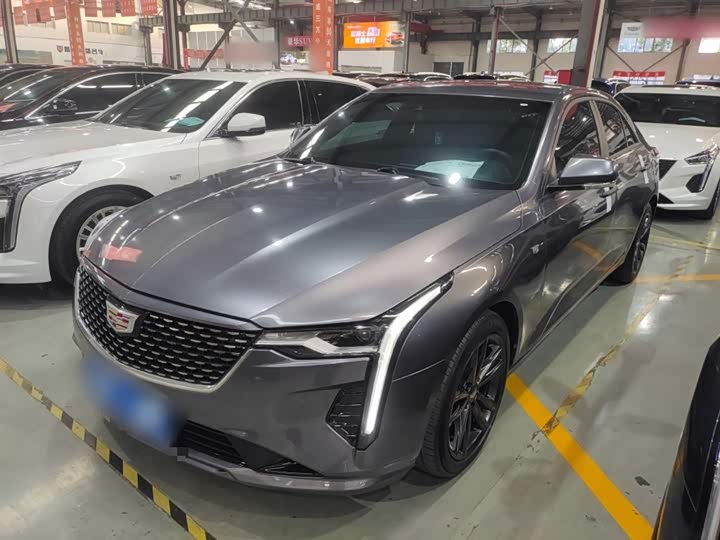 Фото 2 - Cadillac CT4