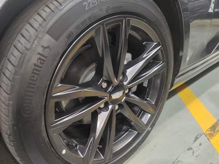 Фото 23 - Cadillac CT4