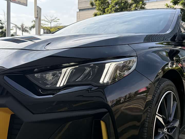 Фото 9 - GAC Trumpchi Empow R