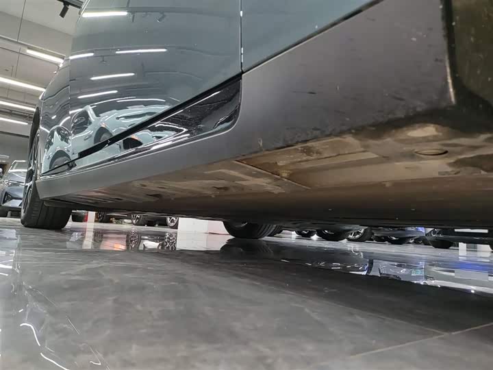 Фото 21 - XPeng P7