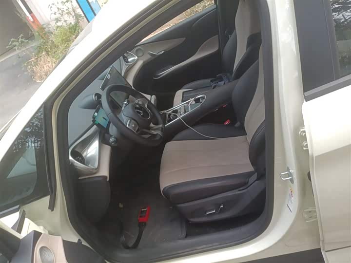 Фото 15 - BYD Dolphin