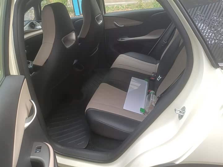 Фото 17 - BYD Dolphin