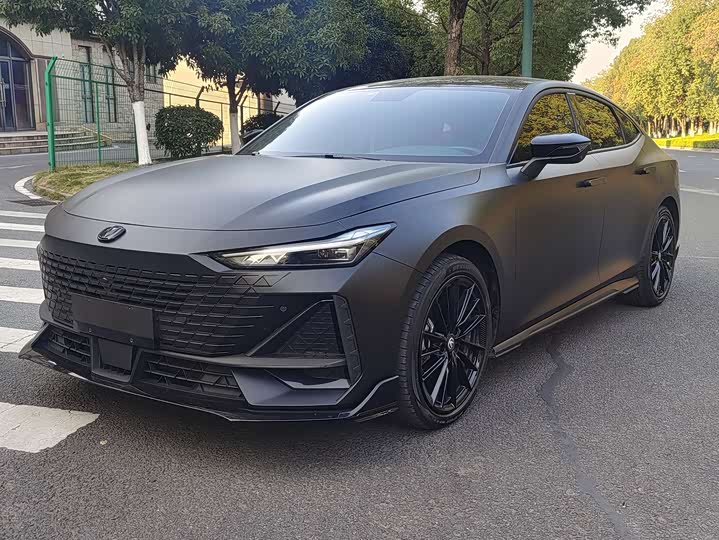 Фото 1 - Changan UNI-V