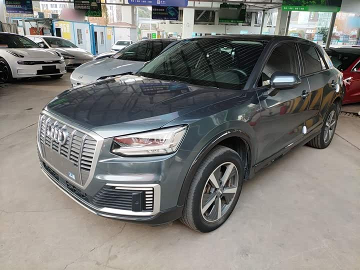 Фото 2 - Audi Q2L e-tron