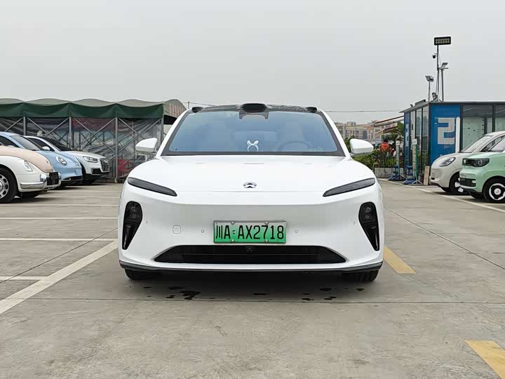 Фото 1 - Nio ET5T