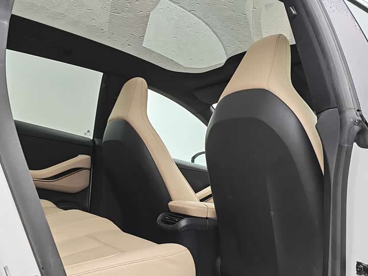 Фото 15 - Nio ET5T