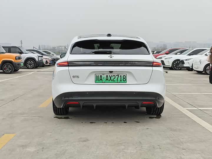 Фото 3 - Nio ET5T