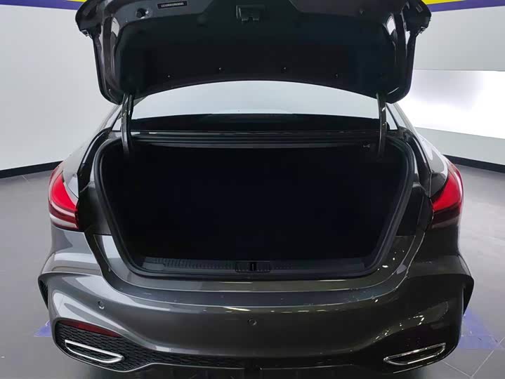 Фото 4 - MG Motor 5