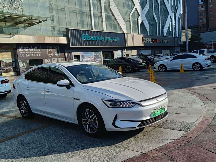 Фото 3 - BYD Qin Plus