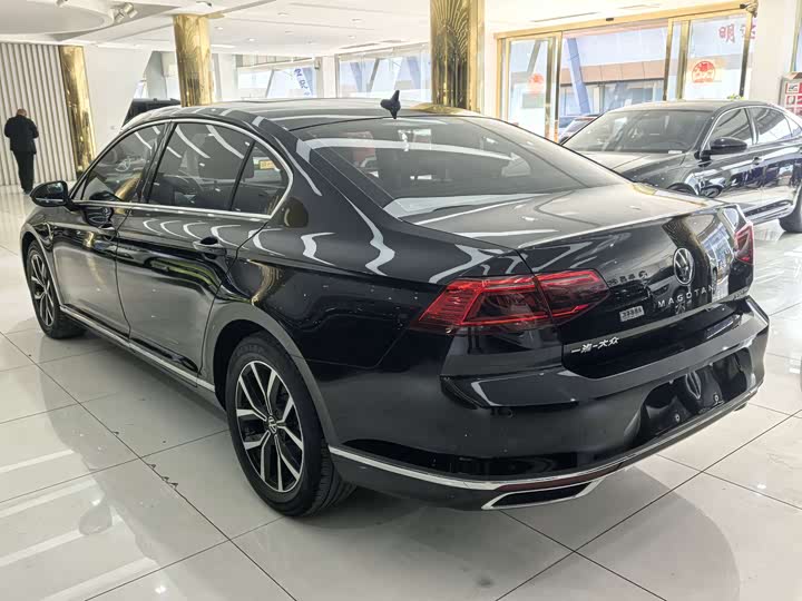 Фото 6 - Volkswagen Magotan