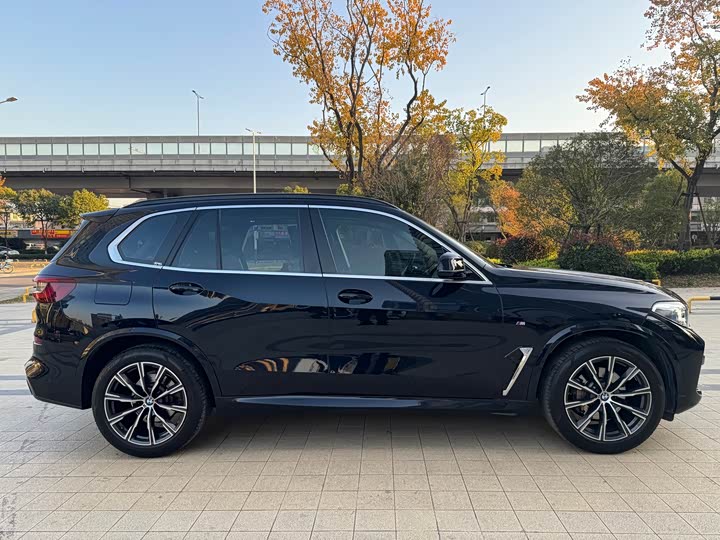 Фото 11 - BMW X5