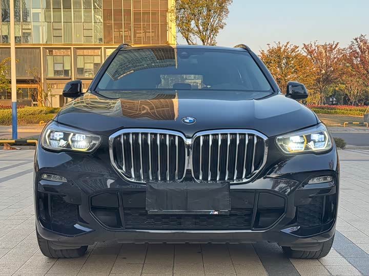 Фото 2 - BMW X5