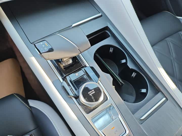 Фото 14 - Changan CS75 Plus