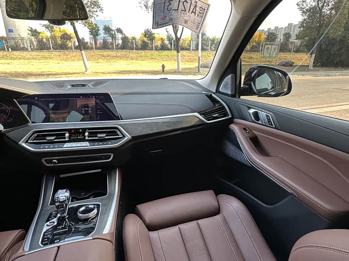 Фото 12 - BMW X5