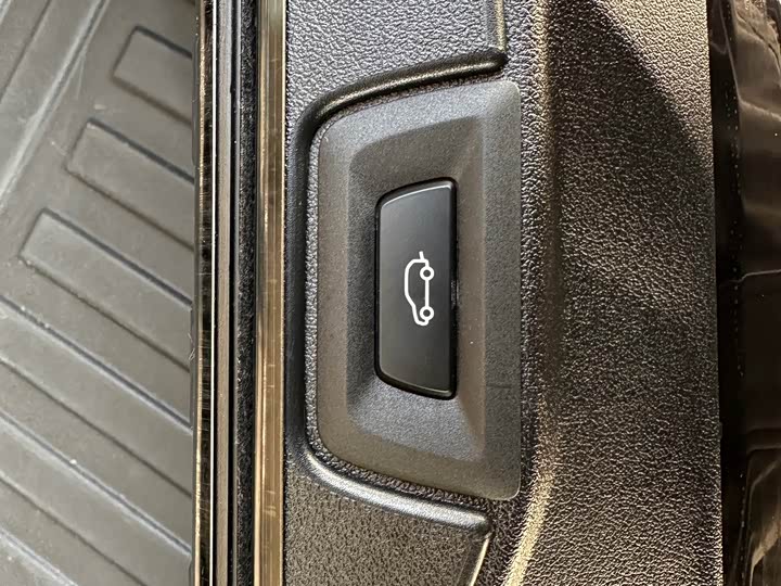 Фото 22 - BMW X5