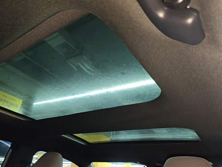 Фото 18 - Toyota bZ4X