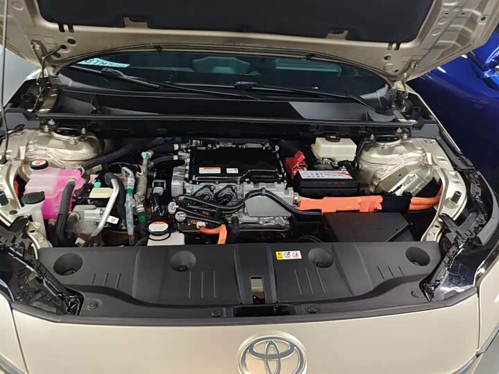 Фото 20 - Toyota bZ4X