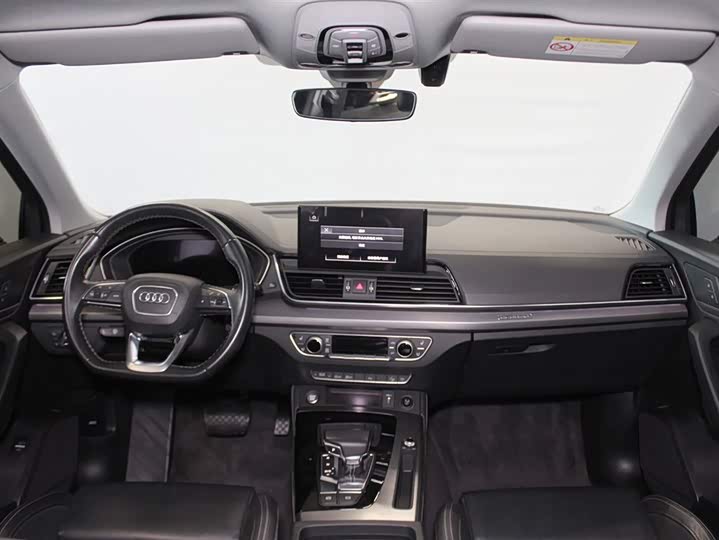 Фото 12 - Audi Q5L