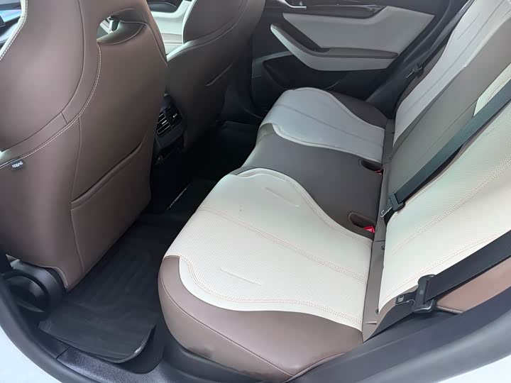 Фото 9 - BYD Qin Plus