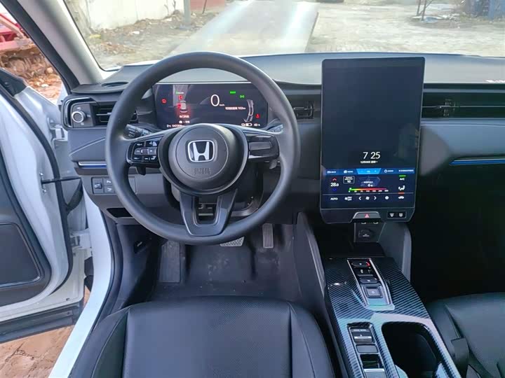 Фото 11 - Honda e:NS1