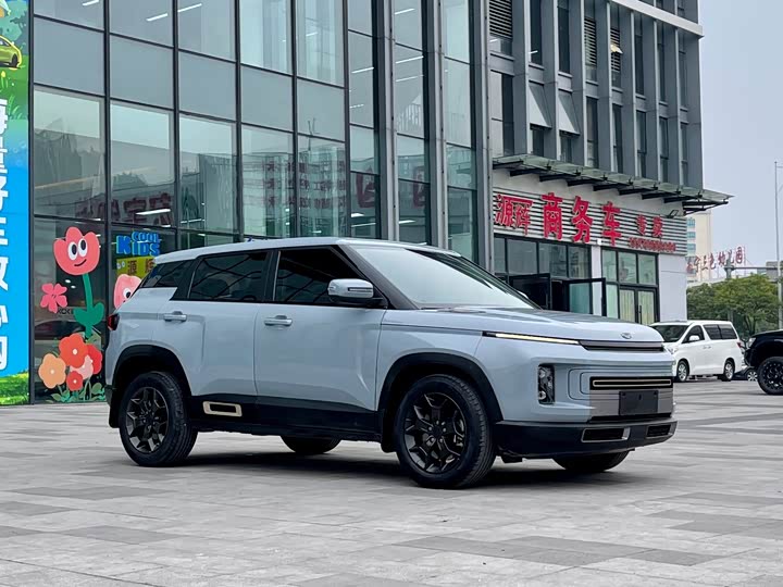 Фото 4 - Geely Icon