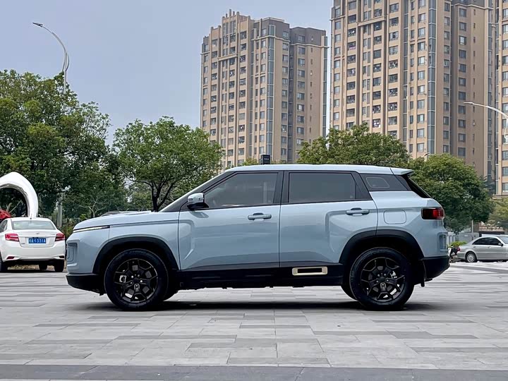 Фото 5 - Geely Icon