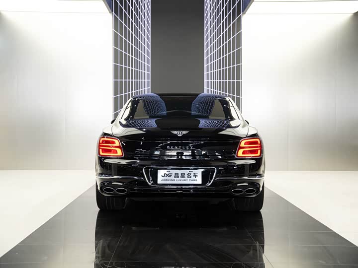 Фото 13 - Bentley Flying Spur