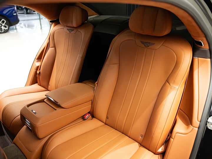 Фото 7 - Bentley Flying Spur