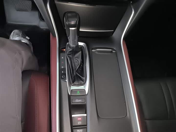 Фото 14 - Honda Inspire