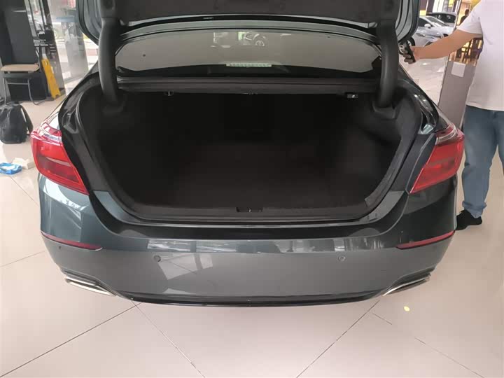 Фото 19 - Honda Inspire