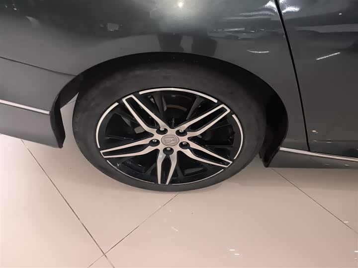 Фото 26 - Honda Inspire