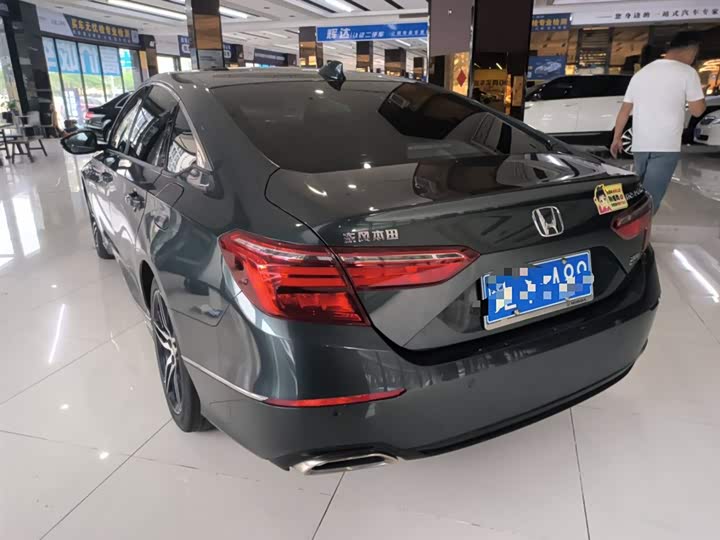 Фото 5 - Honda Inspire