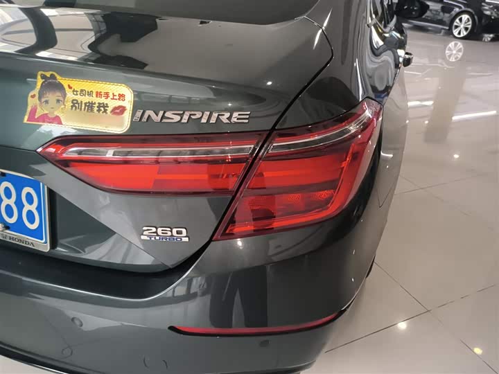 Фото 8 - Honda Inspire