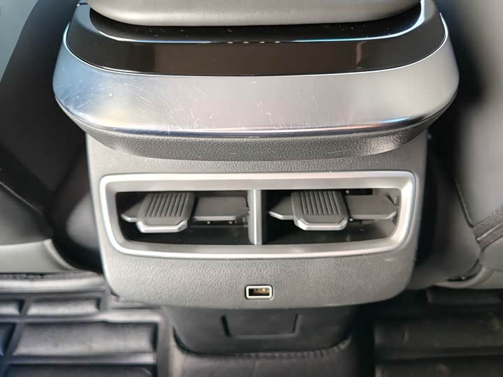 Фото 17 - Jetour Dashing