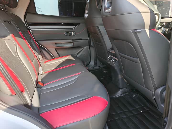 Фото 9 - Jetour Dashing