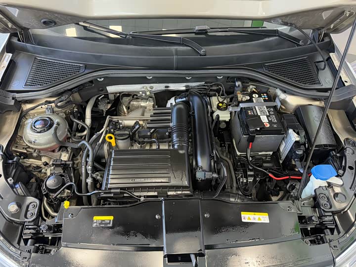 Фото 17 - Volkswagen T-Roc