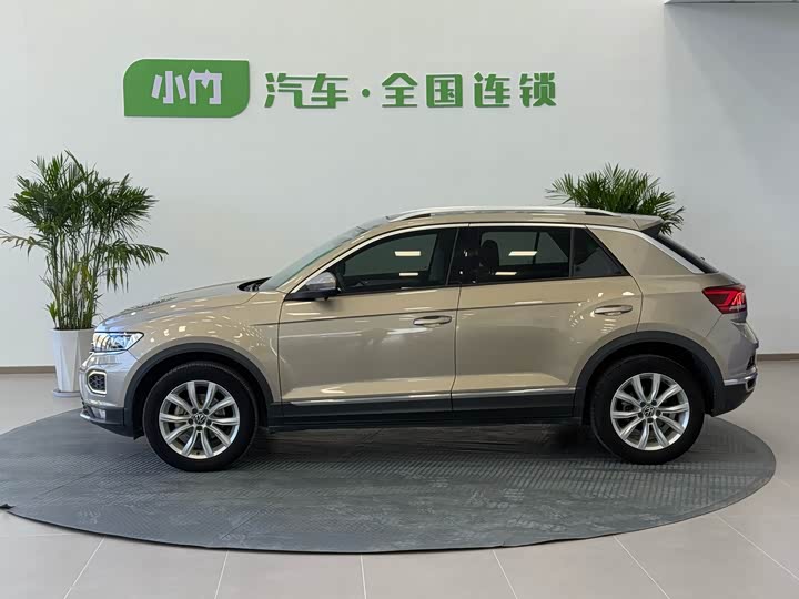 Фото 4 - Volkswagen T-Roc